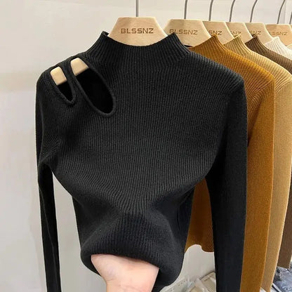 Camiseta ajustada de mujer con cuello alto - Corte asimétrico con recorte, tejido de canalé