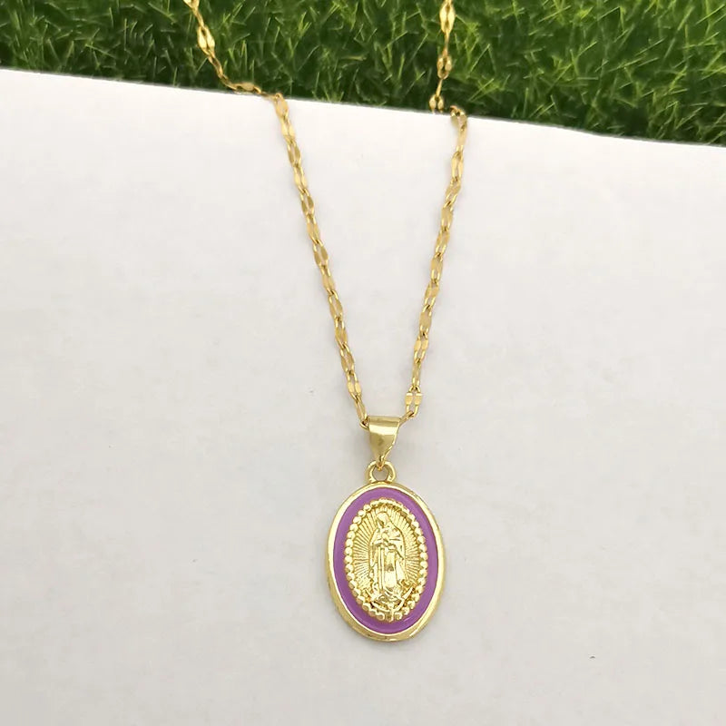 Timeless women's Virgin Mary pendant necklace - 18K gold-plated stainless steel link chain, for everyday wear