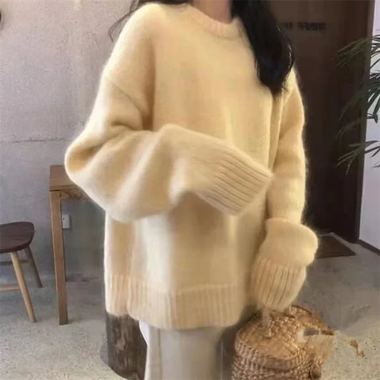 Cozy Oversized Women’s Pullover Sweater - Round Neck Knit