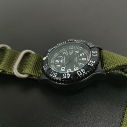 Reloj Militar Correa de Nylon Verde 50m Impermeable Luminoso