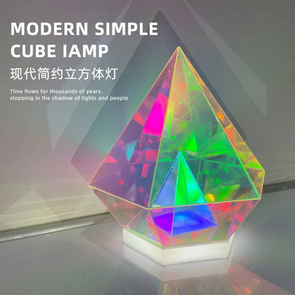LED natlampe USB dæmpbar pyramide lampe stemningsfuld soveværelsesdekoration efterår 2025 stemningsbelysning gave