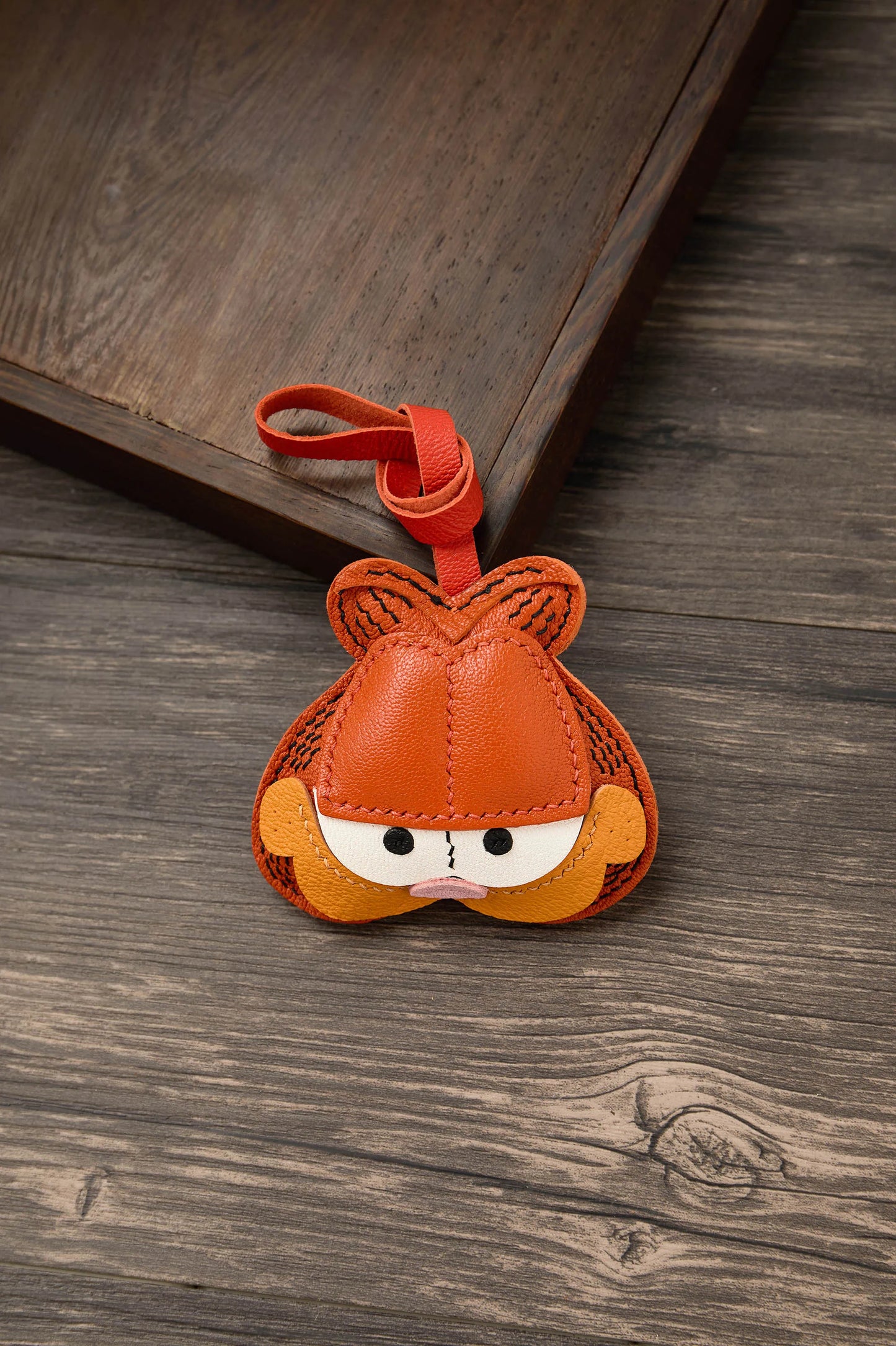 Porte-clés porte-bonheur en cuir sans visage noir confortable mignon cadeau