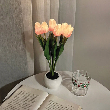 LED natlys tulipan bordlampe romantisk stemningsblomst lys efterår 2025 hjemmedekoration gave