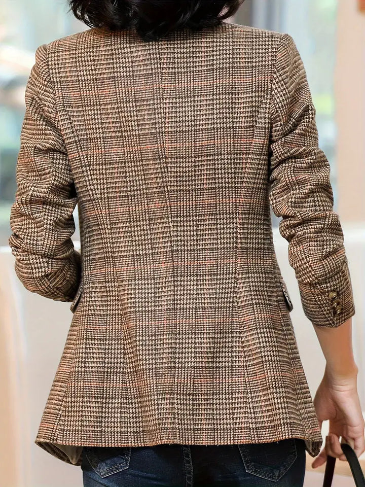 Timeless women’s blazer – tailored checked design, high-quality fabric, for formal occasions 2