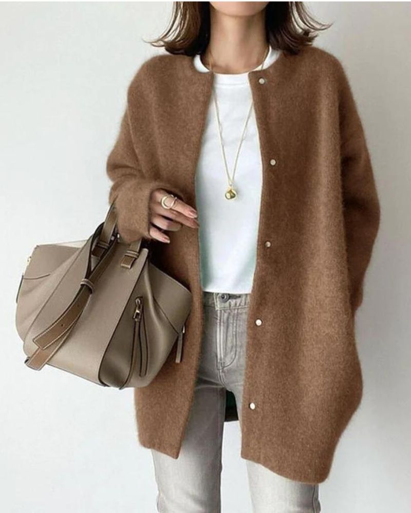 Oversized hyggelig dameknapcardigan – boxy strik, efterår