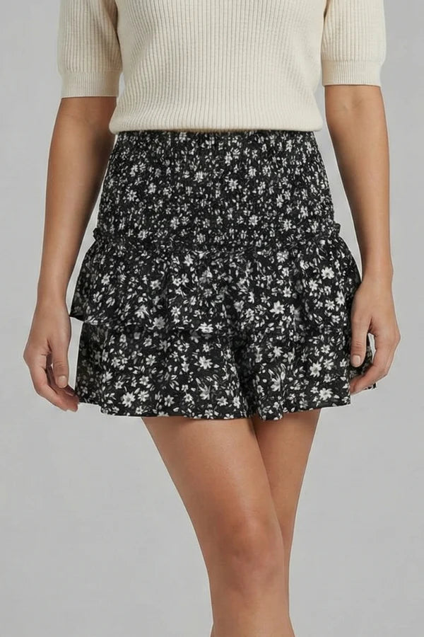 Gonna corta leggera da donna plissettata con stampa floreale - strati arricciati, poliestere, abbigliamento casual