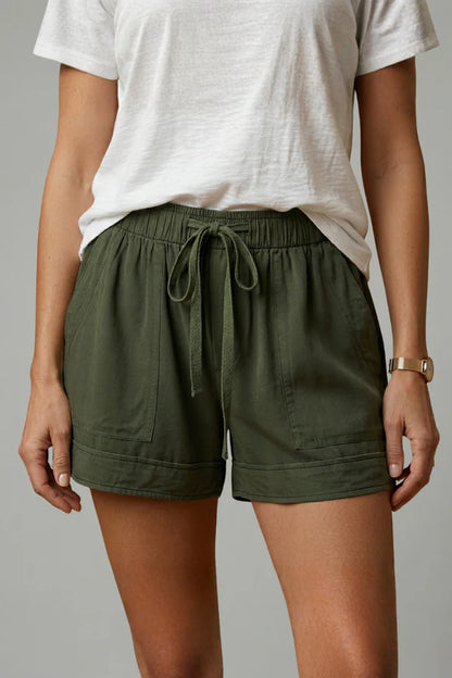 Shorts respirants pour femmes - poches plissées, jambe large, mélange coton, style à enfiler, décontracté