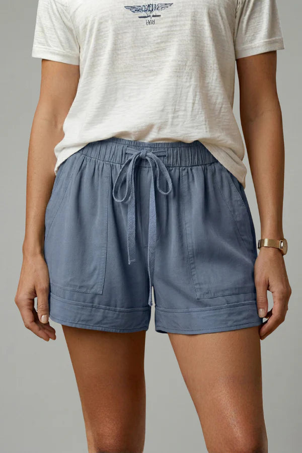 Shorts respirants pour femmes - poches plissées, jambe large, mélange coton, style à enfiler, décontracté