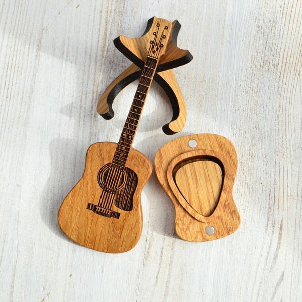 Natural Wood Guitar Pick Holder Case - Mini Acoustic Design for Musicians, Perfect Gift Idea