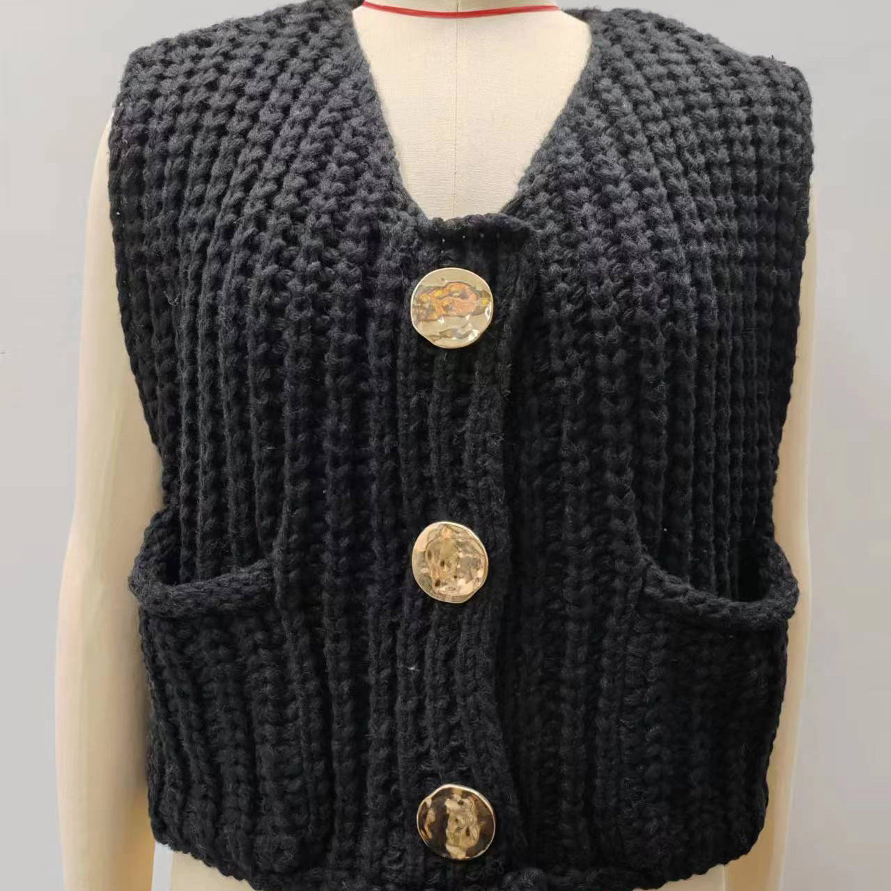 Variant image for Women's Sleeveless Knitted Vest with Pockets, Comfortable Fit Sweater Vest for Casual and Formal Wear-4