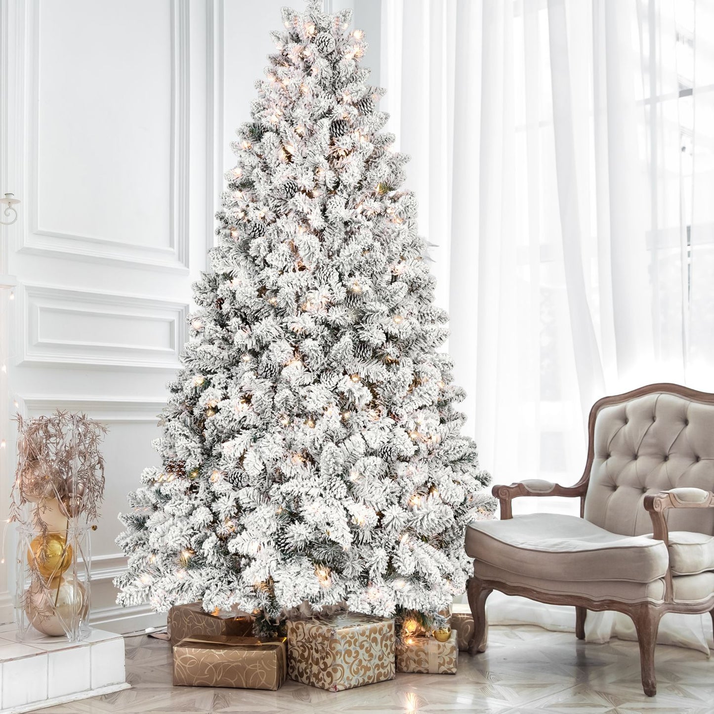 Snow-Flocked Artificial Christmas Tree with Pine Cones, Prelit Xmas Trees, Hinged Easy Assembly & Reinforced Metal Base - Ideal for Indoor & Outdoor Festive Decorations