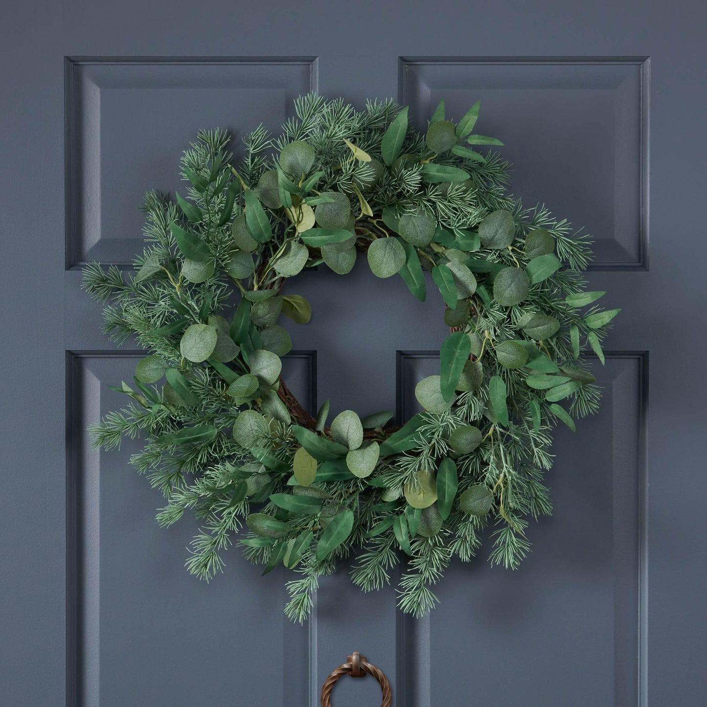 24.5-inch Lush Leaves Wreath – Natural Thatched Twig Frame, Lightweight for Home Decor, Christmas 2024