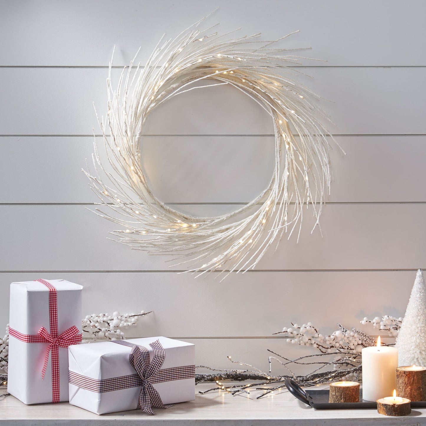 24-inch LED Lighted Paper Wreath – Warm White Glow for Front Door, Festive Christmas Decor 2024